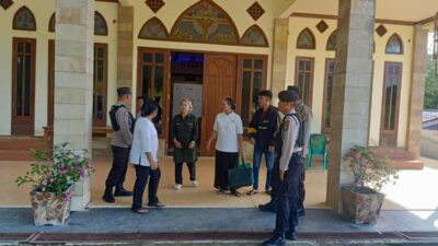 Patroli Gereja Polsek Prabumulih Berikan Rasa Aman Umat Kristiani Beribadah