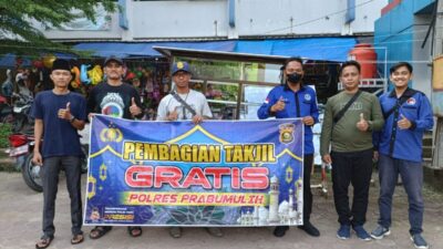 Satrestik Polres Prabumulih Kembali Bagikan Takjil Gratis