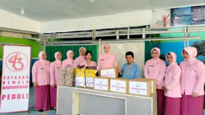 Sambangi PA Yayasan Wahdini Sukajadi, Ini Dilakukan Bhayangkari Polres Prabumulih