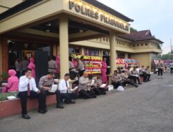 Usai UKP, Kapolres Prabumulih Traktir Makan Personel Penuh Kesederhanaan