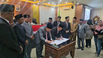 Diwarnai Aksi Walkout Fraksi PDIP, LPJ Wako APBD 2022 Akhirnya Disahkan