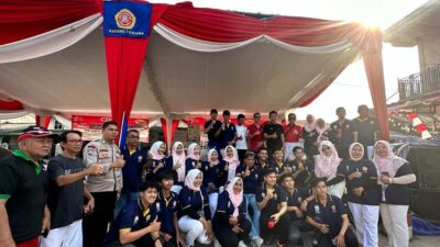 Kegiatan Jalan Sehat dan Senam PORPI (Persatuan Olahraga Pernapasan Indonesia), yang digelar Karang Taruna Kelurahan Srijaya, Kecamatan Alang Alang Lebar kota Palembang Sabu 12 Agustus 2023, berlangsung meraih. Foto: istimewa