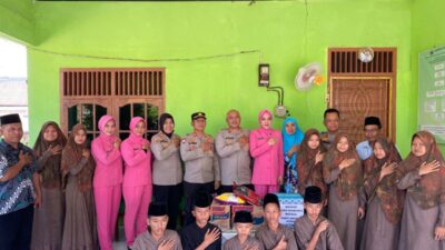 Berbagi Diperingatan Maulid Nabi, Kapolres Prabumulih Sambangi Tiga Panti