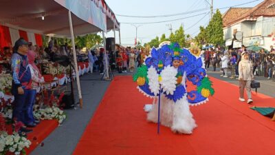 Semarak Karnaval 2024, Dipenuhi Atraksi Adat Budaya. Pj Wako Prabumulih : Tiap Tahun, Makin Kreatif dan Inovatif