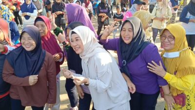 Senam Bersama Warga GIB, Ngesti-Amin Kembali Lanjutkan