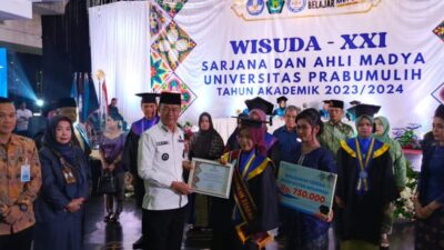 Unpra Telurkan 204 Alumni Baru, Siap Bersaing di Dunia Kerja. Pj Wako Prabumulih : Ciptakan Peluang Kerja Sambil Belajar