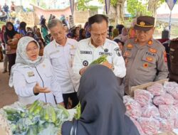 Ajak Masyarakat Manfaatkan Lahan Pekarangan, Tanami Sayuran. Pangan Murah dan Pasar Murah, Pj Wako Prabumulih Bentuk Perhatian Pemerintah