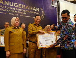 Pemkot Prabumulih Raih Penganugerahan Kepatuhan Pelayanan Publik, Predikat Kualitas Tertinggi Nilai 92,71. Pj Wako Terima Penghargaan Ombusman RI