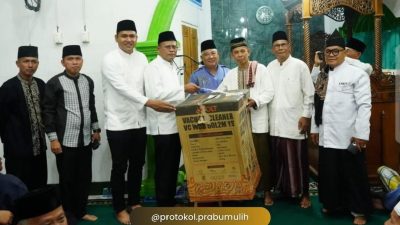 Tarawih di Masjid Sirojul Islam, Cak Arlan dan Bang Franky : Terima Kasih Atas Dukungannya, Mari Dukung Program Prabumulih MAS