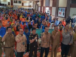BNI Berbagi, Berikan 337 Paket Sembako ke Petugas Kebersihan dan Taman. Cak Arlan : Terima Kasih Supportnya, Harus Diikuti Bank Lain