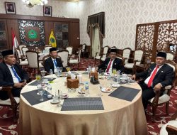 Di Tengah Peringatan Hari Bhayangkara, Kalapas Pamekasan Jalin Koordinasi dengan Bupati