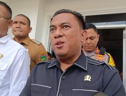 DPRD Prabumulih Apresiasi Cak Arlan dan Bang Franky Realisasikan Janji Kampanye, Bagikan Seragam Sekolah Gratis