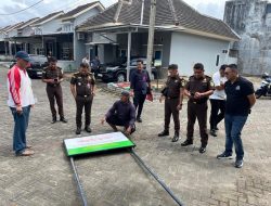 Benda Sitaan Kasus Tata Niaga Timah di Pangkalpinang Resmi Dipasangi Plang