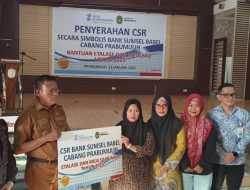 Dongkrak UMKM di PTM I Pasar Prabumulih, BSB Salurkan Bantuan 24 Etalase dan Meja Saji Lewat CSR