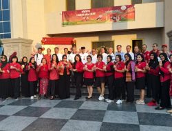Aksi Barongsai Semarakkan Penutupan Festival Lampion dan Bazar Kuliner Vihara Prajna Maitreya