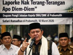 Deru: “Enjuk Tau Aku Siapo, Laporke Nak Terang-Terangan Apo Diem-Diem”