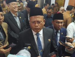 Perbaikan Gorong-Gorong Tebing Tanah Putih, Cak Arlan: Murni Gotong Royong, Tidak Benar Dikerjakan Baru Ditagihkan