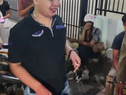 Satpol PP Prabumulih Razia Miras Saat Ramadan, Amankan 8 Botol Anggur Merah