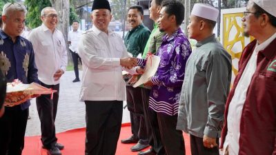 Percepat Sertipikasi Tanah Wakaf, Menteri ATR/Kepala BPN Serahkan 33 Sertipikat untuk Rumah Ibadah di Sulawesi Tengah