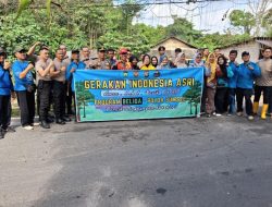 Gotong Royong Warga Jalan Kerinci, Polres Prabumulih Wujudkan Program BELIDA dan Dukung Gerakan Indonesia ASRI