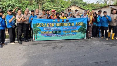 Gotong Royong Warga Jalan Kerinci, Polres Prabumulih Wujudkan Program BELIDA dan Dukung Gerakan Indonesia ASRI